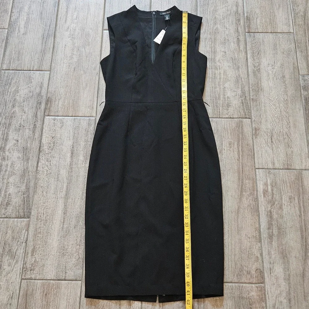 White House Black Market Sheath Dress Size 4 Black NEW V-Neck Sleeveless Stretch